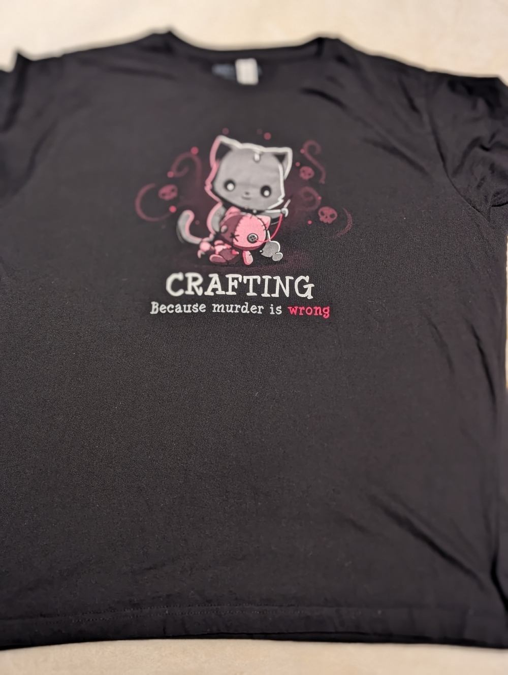 Black 'Crafting Because Murder is Wrong' Graphic Tee. Xl
